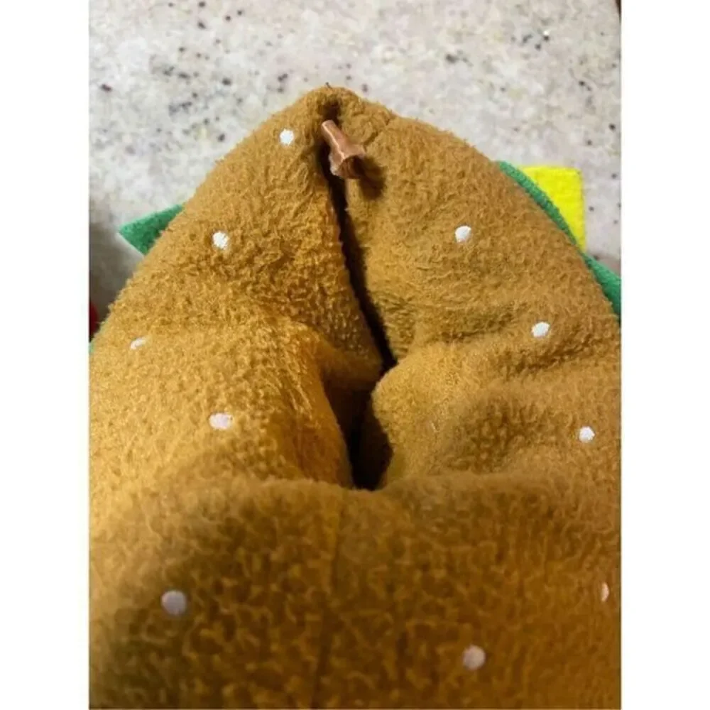 Boys old navy cheeseburger slippers‎ size small 10-11